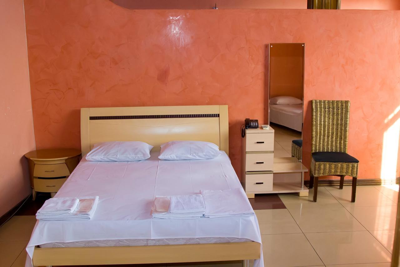 Aratta Hotel Argavand Extérieur photo