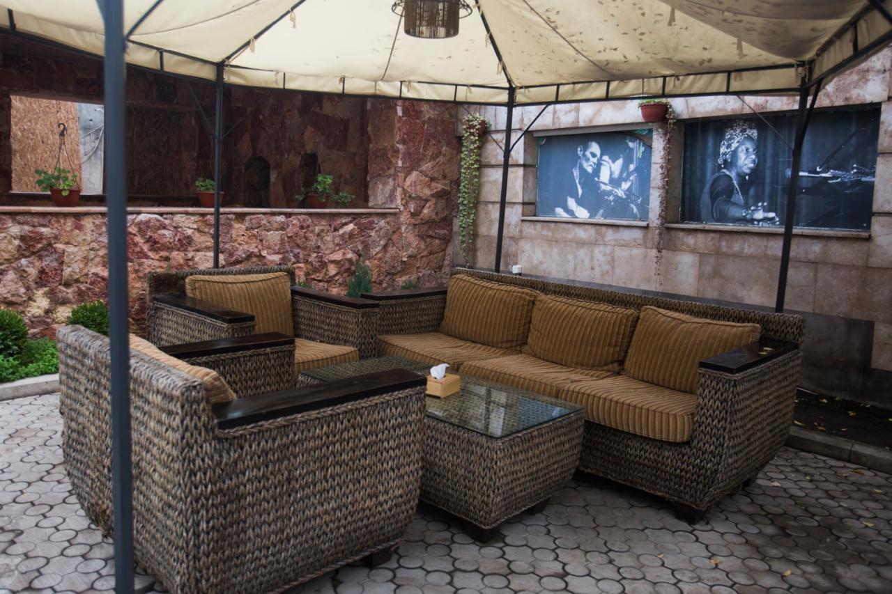 Aratta Hotel Argavand Extérieur photo