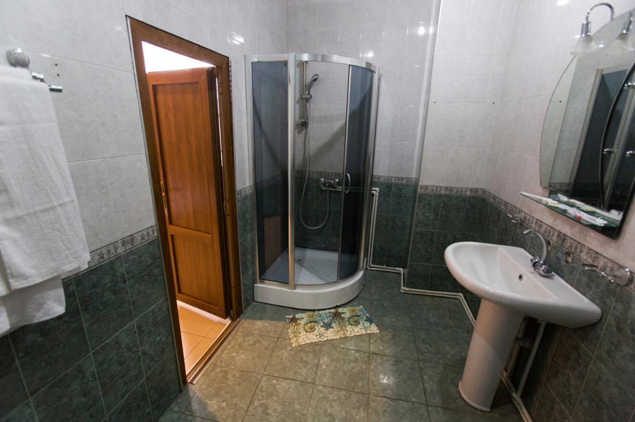 Aratta Hotel Argavand Extérieur photo