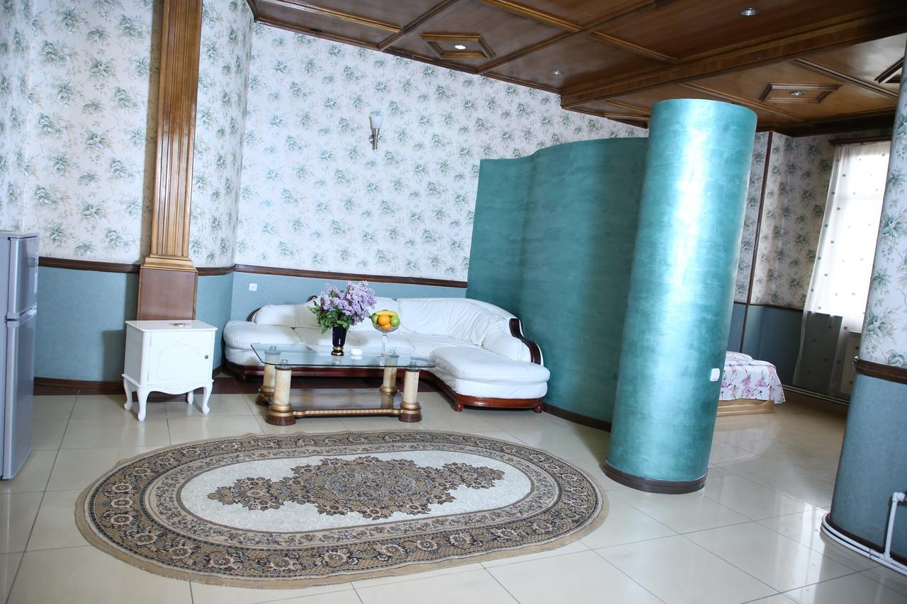 Aratta Hotel Argavand Extérieur photo