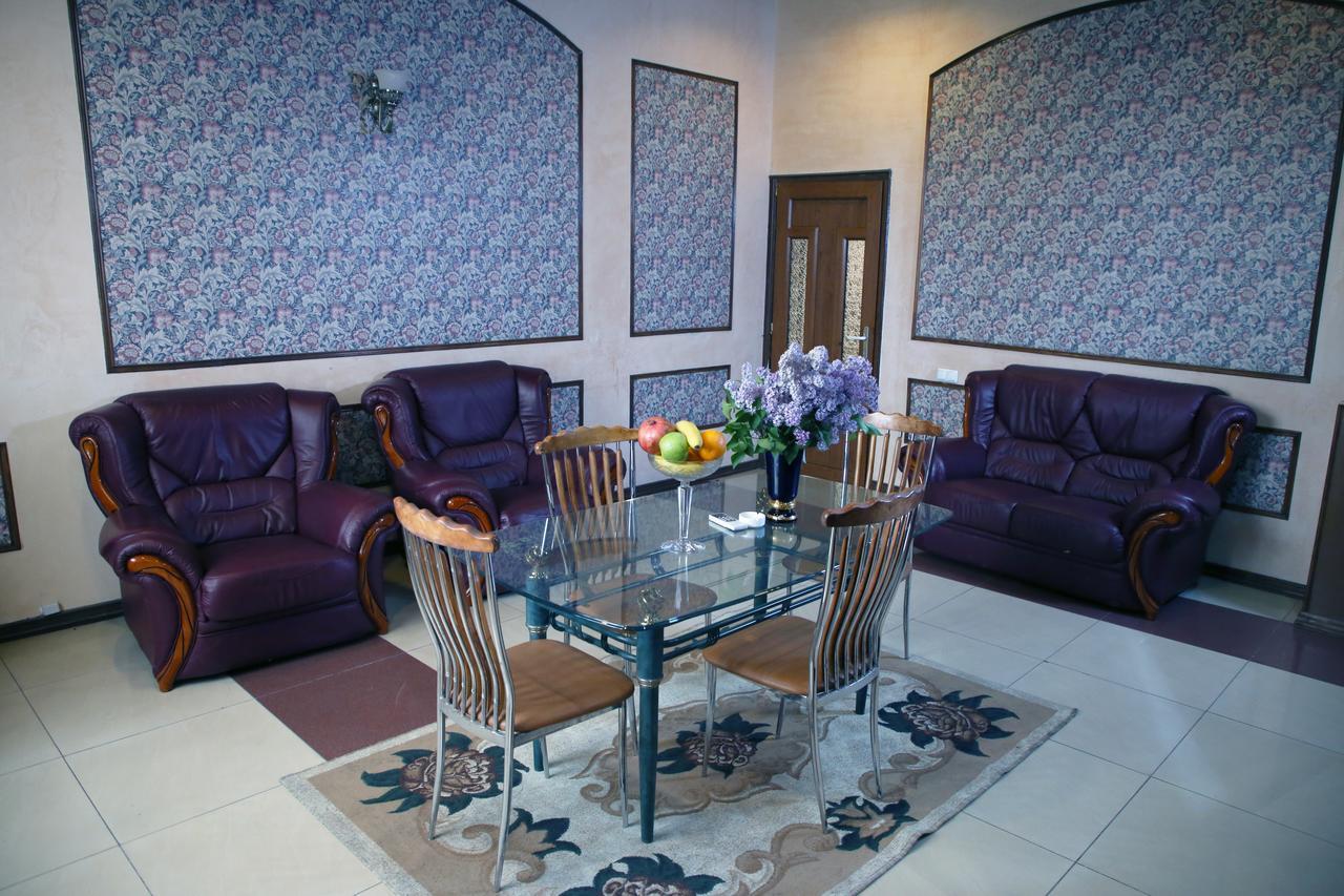 Aratta Hotel Argavand Extérieur photo